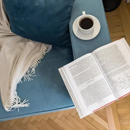Downtown Location - Amazing Terrace Apartament