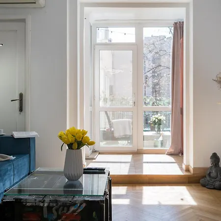 Downtown Location - Amazing Terrace *