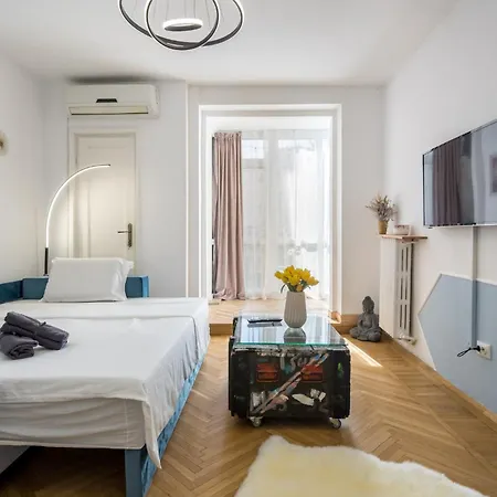 Apartment Downtown Location - Amazing Terrace Bukarest