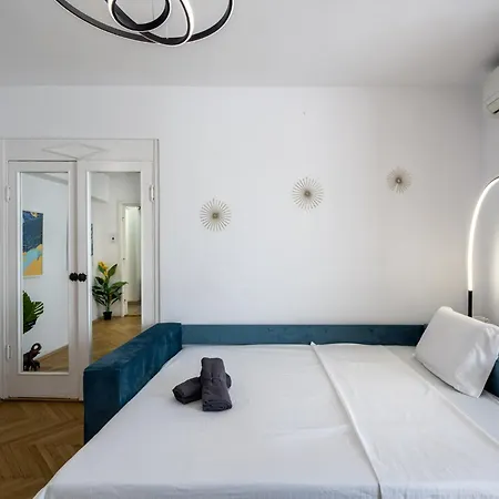 Downtown Location - Amazing Terrace Апартаменты